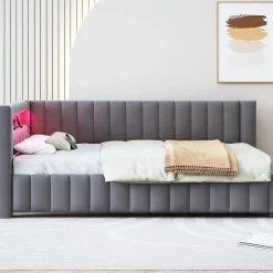 Canapé-lit 140x200 cm en L convertible, revêtement velours gris, bande LED changeante et port USB, cadre lattenrost robuste