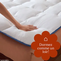 CASABEL surmatelas enveloppant 180x200 cm en microfibre respirante, ultra moelleux, anti-acariens, avec liseré bleu