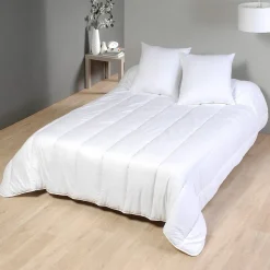 Couette blanche chaude à bouillir 220x240 cm 340 grs