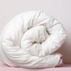 Couette blanche 240x260 cm toutes saisons 400 gr/m² Made in France