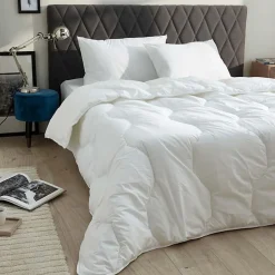 Couette Blanrêve très chaude 240 x 220 cm Gamme "Confort" traité Anti Acarien Soft & care