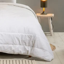 Couette Chaude 140x200cm ANTI-PUNAISES DE LIT