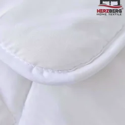 Couette en microfibre 200X200cm Blanche Herzberg HG22067WD