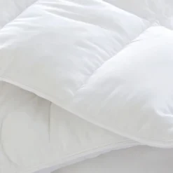 Couette naturelle - Chaude - 70% duvet anti-acarienne 260x240 cm APPALACHES