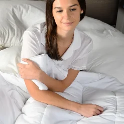 Couette naturelle - Tempérée - 50% duvet 250 g/m² 240x220 cm AVORIAZ