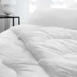 Couette tempérée 260x240 cm CARESSE garnissage polyester 375g/m2