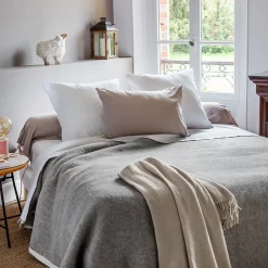 Couverture 100% pur laine vierge 220x240 cm PASTORALE blanchie