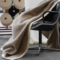 Couverture 100% pur laine vierge 220x240 cm PASTORALE blanchie