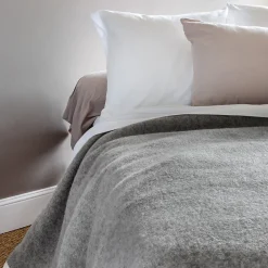 Couverture 100% pur laine vierge 180x240 cm PASTORALE blanchie