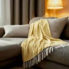 Couverture plaid 100% coton jaune avec franges 180x220cm ZIGORA - SACASA