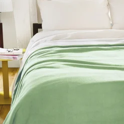 Couverture polaire luxe 180x220 cm 100% polyester 430g/m2 NARVIK Vert Tilleul