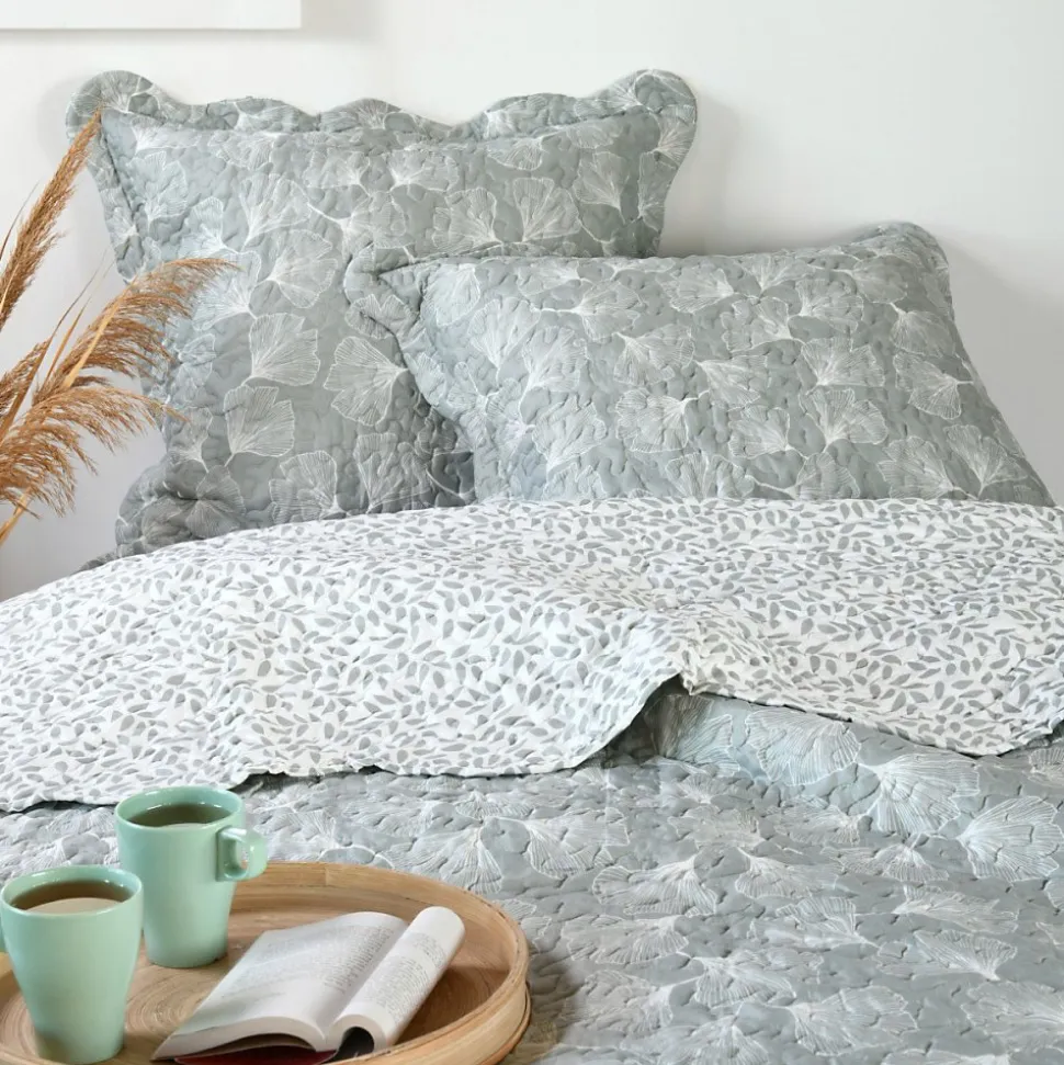 Couvre lit boutis réversible 240x220 avec 2 taies NOVA