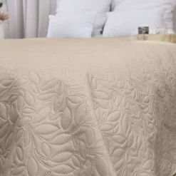 Couvre-lit à dessin floral - 240 x 220 cm