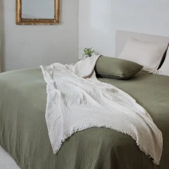 Couvre-lit 150x200 cm coton collection PAROS vert mousse