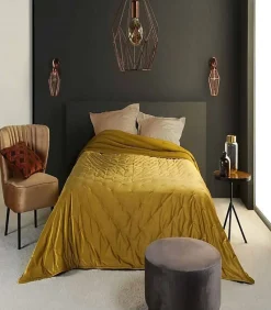 Dessus de lit aspect velours satiné - 240 x 250 cm - Doré