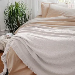 Dessus de lit frange 270x250 cm BREHAT 100% gaze de coton blanc