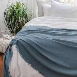 Dessus de lit 230x250 cm BREHAT 100% gaze de coton bleu orage