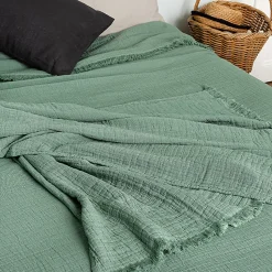 Dessus de lit 230x250 cm BREHAT 100% gaze de coton vert lichen