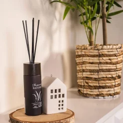 Diffuseur de Parfum d'Intérieur avec 6 Bâtonnets d'Aromathérapie Feuilles Colorées Décoration d'Intérieur