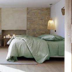 Drap housse uni 160x200 cm bonnet 35 cm percale de coton MANOIR vert Lichen