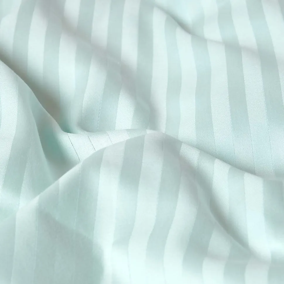 Drap plat satin rayé en coton égyptien 330 fils bleu, 230x255 cm - HOMESCAPES