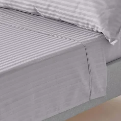 Drap plat satin rayé en coton égyptien 330 fils gris, 270x300 cm - HOMESCAPES