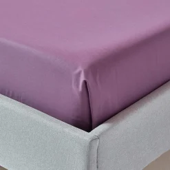 Drap plat uni 100 % coton égyptien 200 fils violet, 270x300 cm - HOMESCAPES