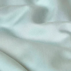 Drap plat uni en coton égyptien bio 400 fils bleu givré, 270x300 cm - HOMESCAPES