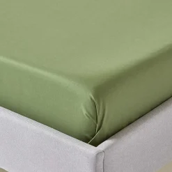 Drap plat uni en coton égyptien bio 400 fils vert mousse, 240x275 cm - HOMESCAPES