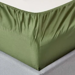 Drap-housse uni 100 % coton égyptien biologique 400 fils vert mousse 140 x 200 cm - HOMESCAPES