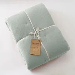 Edredon ou Bout de lit "Gaïa" toutes dimensions "Gaze de Coton" l'Effet Papillon - Gaia Eucalyptus - 180 x 240 cm