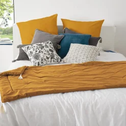 Edredon Sonia en velours - jaune moutarde 80x180 cm - Atmosphera