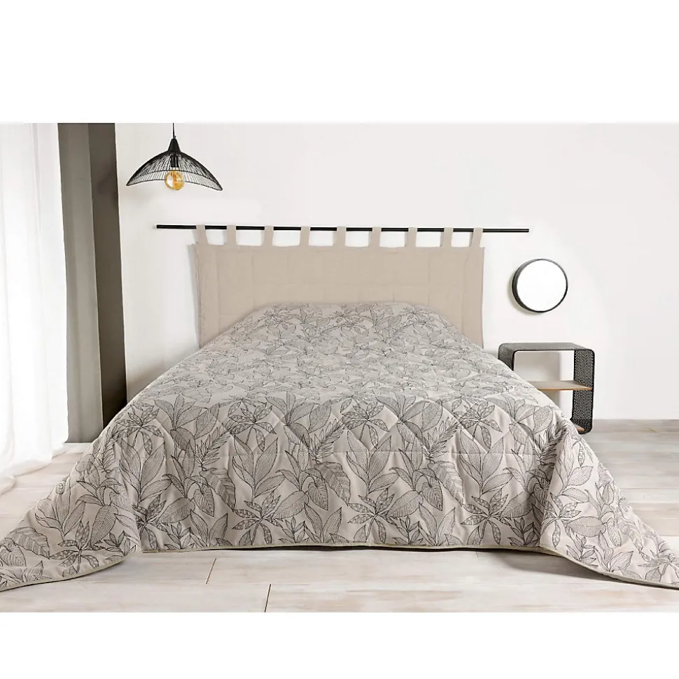 Jeté de lit aux feuilles stylisées (240x260 cm - Beige)