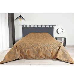 Jeté de lit aux feuilles stylisées (240x260 cm - Cuivre)