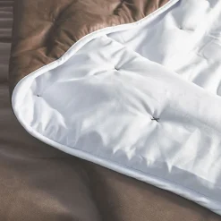 Jeté de lit réversible en velours et microfibre (150x200 cm - Taupe)