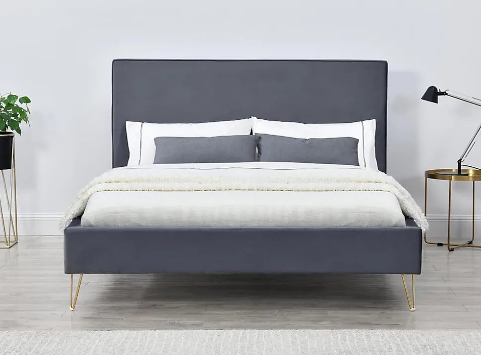 Lit 140 x 190 cm en velours et laiton gris - RIVERSIDE