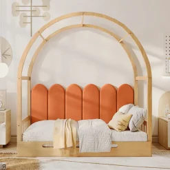 Lit cabane enfant extensible 140x100-200 cm avec lit gigogne, cadre en pin, coussins en velours, coloris bois naturel et orange
