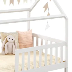 Lit cabane NINA 90 x 190 cm, en pin massif lasuré blanc