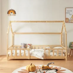 Lit cabane Sisimiut avec matelas 90 x 200 cm naturel en.casa