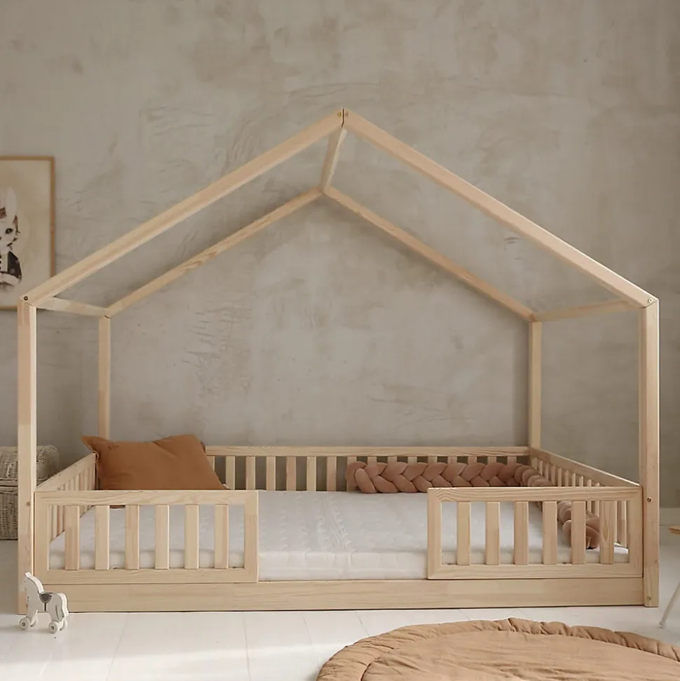 Lit cabane 140x200 barrières et sommier inclus pieds 1 cm Roxane Bois