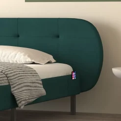 Lit capitonné 140x190cm vert avec tête de lit et sommier - TULSA