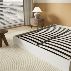 Lit Coffre 140 x 190 cm - Sommier à lattes en bois - Cadre en tissu blanc