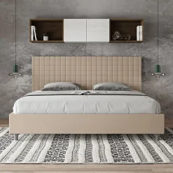 Lit coffre rembourré en simili cuir gris tourterelle Sunny 200x210