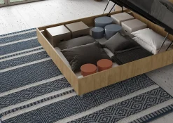 Lit coffre 160x190 avec tête de lit inclinée à lattes en chêne Ankel