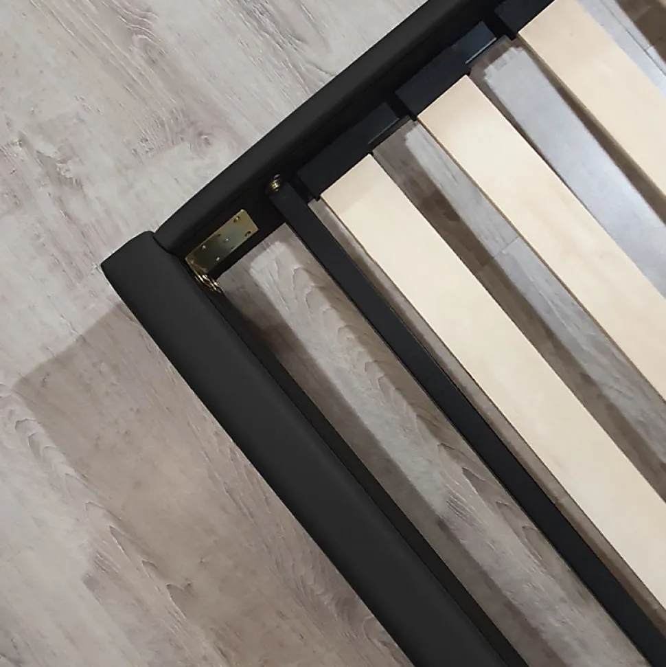 Lit double 160 x 200 cm en simili noir + sommier fixe - PANDORA