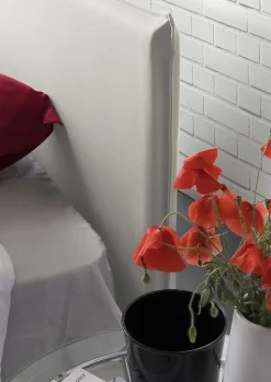 Lit double Angelic, Lit coffre en tissu, Ouverture frontale, adapté pour matelas 140x190 cm, 100% Made in Italy, Blanc