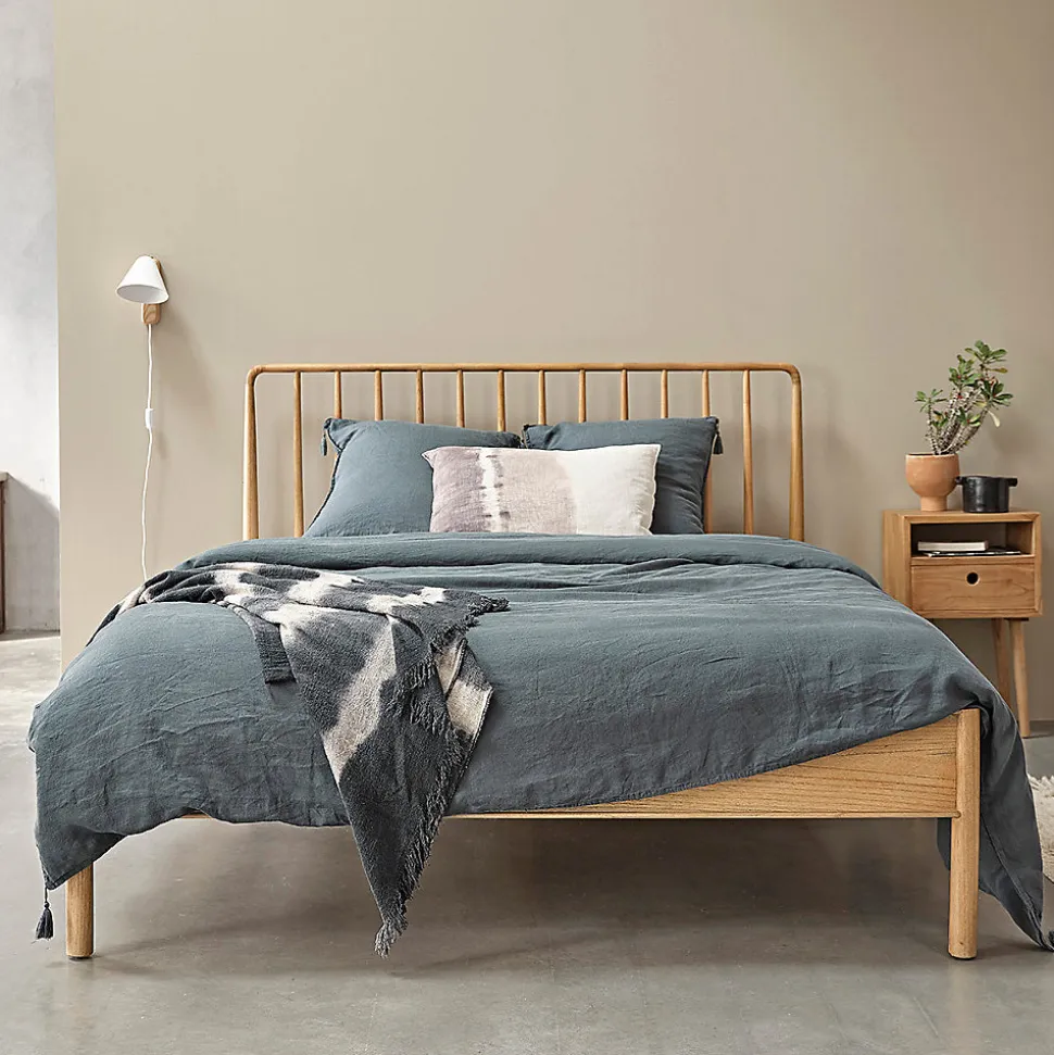 Lit en bois massif 160 cm avec sommier