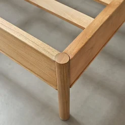 Lit en bois massif 160 cm avec sommier