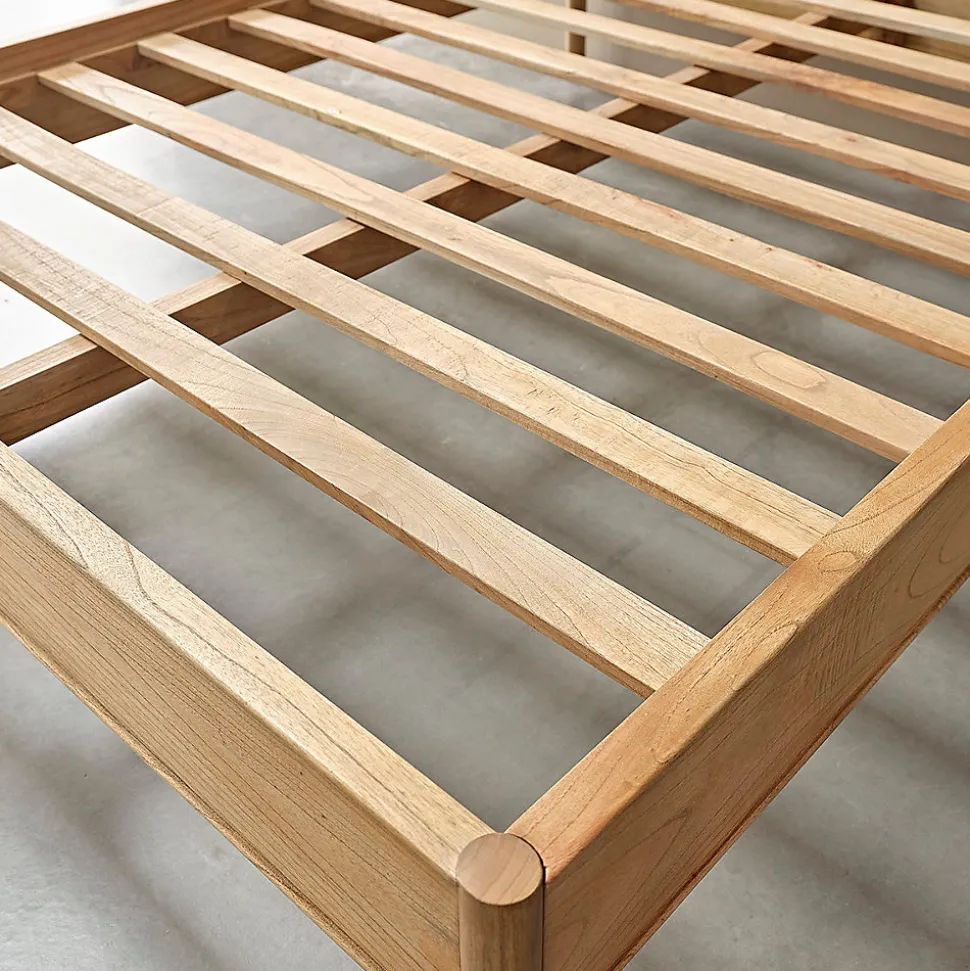 Lit en bois massif 160 cm avec sommier