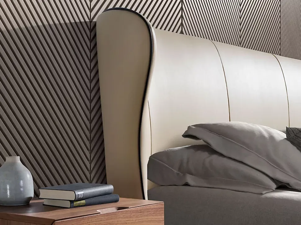 Lit en similicuir crème moderne avec sommier multi-lits